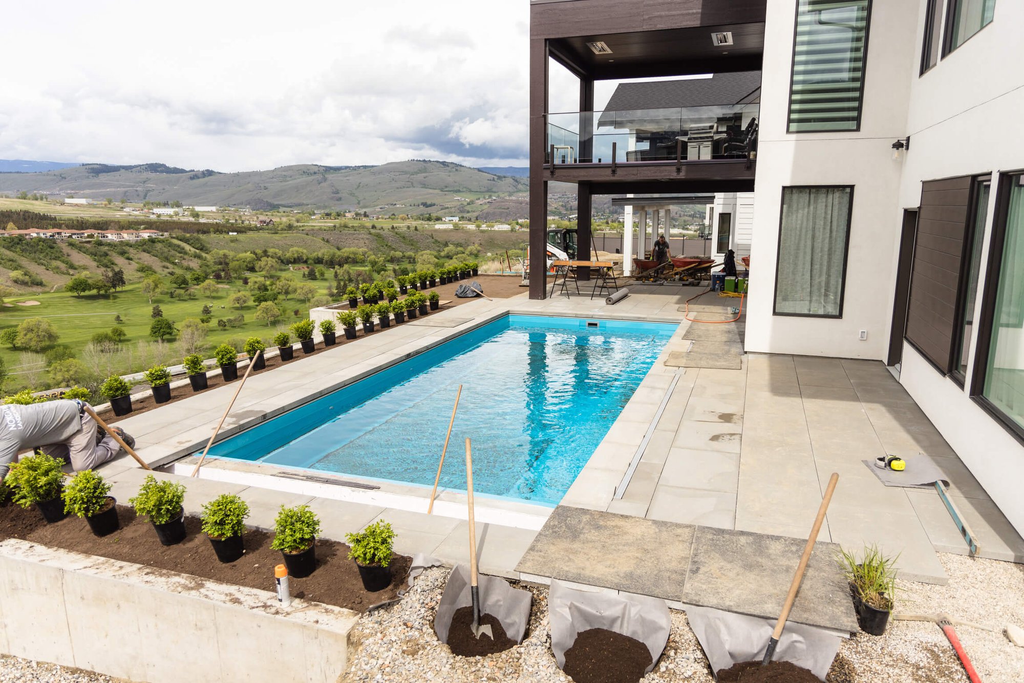 dcbdfc7b52d2c5241cc8164af1a2e5003ddfabe1