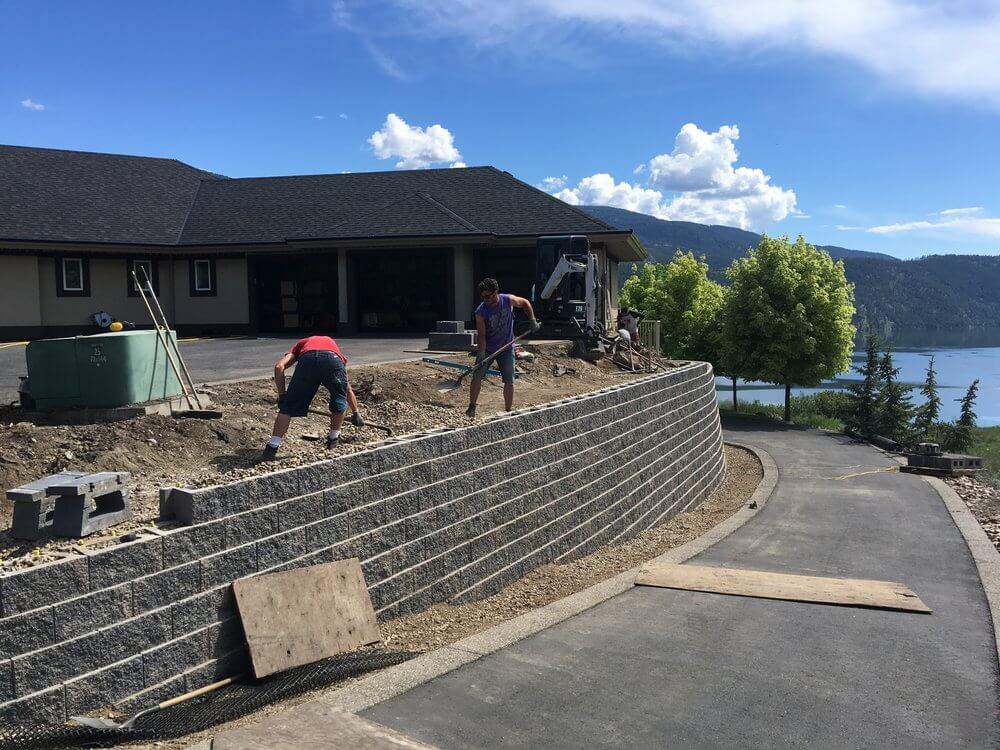 e4e63dc1d216802faf86aaf8bc7d8638c39e28a0